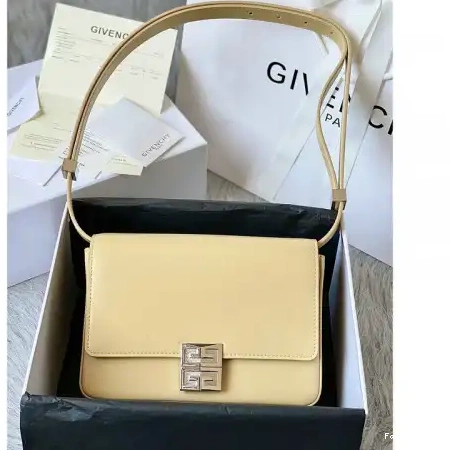 Fashionrepsfam ru 2203RF0042 Givenchy Bag 0524